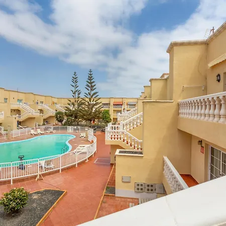 A-32 Arenas Apartment *