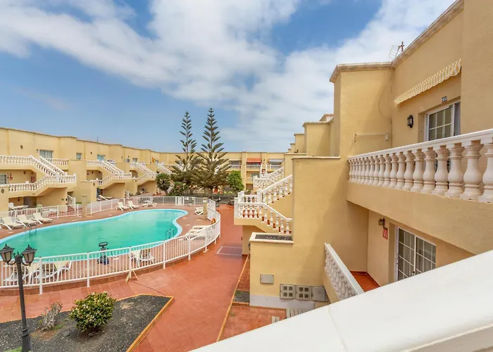 A-32 Arenas アパート *