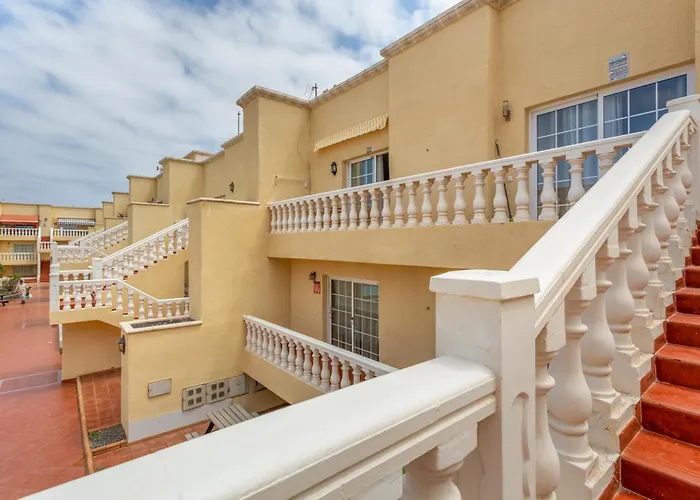 A-32 Arenas アパート